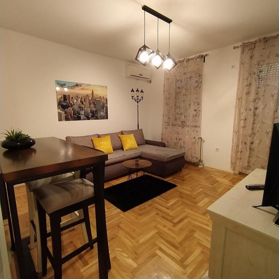 Daniris Apartman Novi Sad Dış mekan fotoğraf