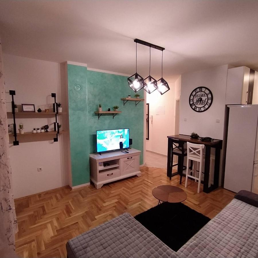 Daniris Apartman Novi Sad Dış mekan fotoğraf
